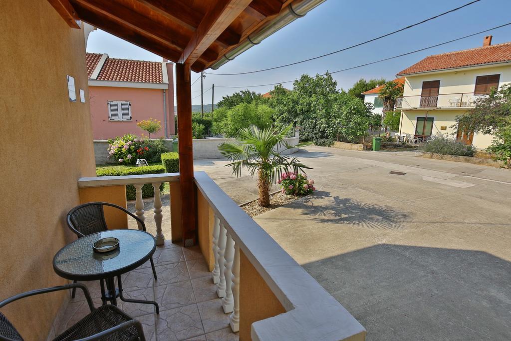 Apartments Lena Sukošan Exteriér fotografie