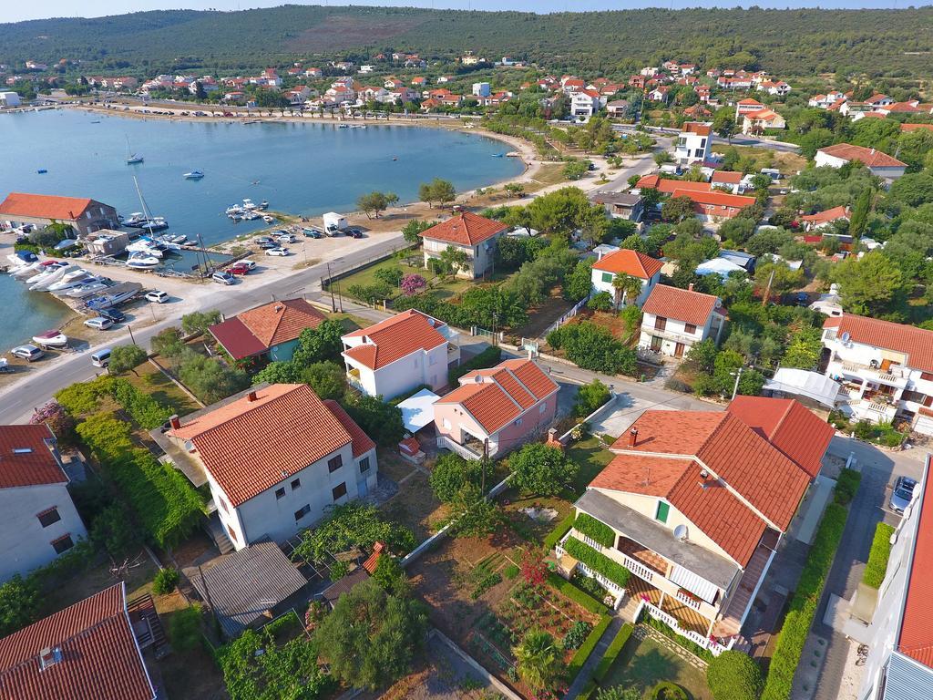 Apartments Lena Sukošan Exteriér fotografie
