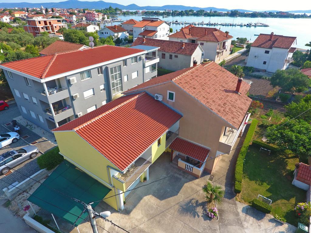 Apartments Lena Sukošan Exteriér fotografie